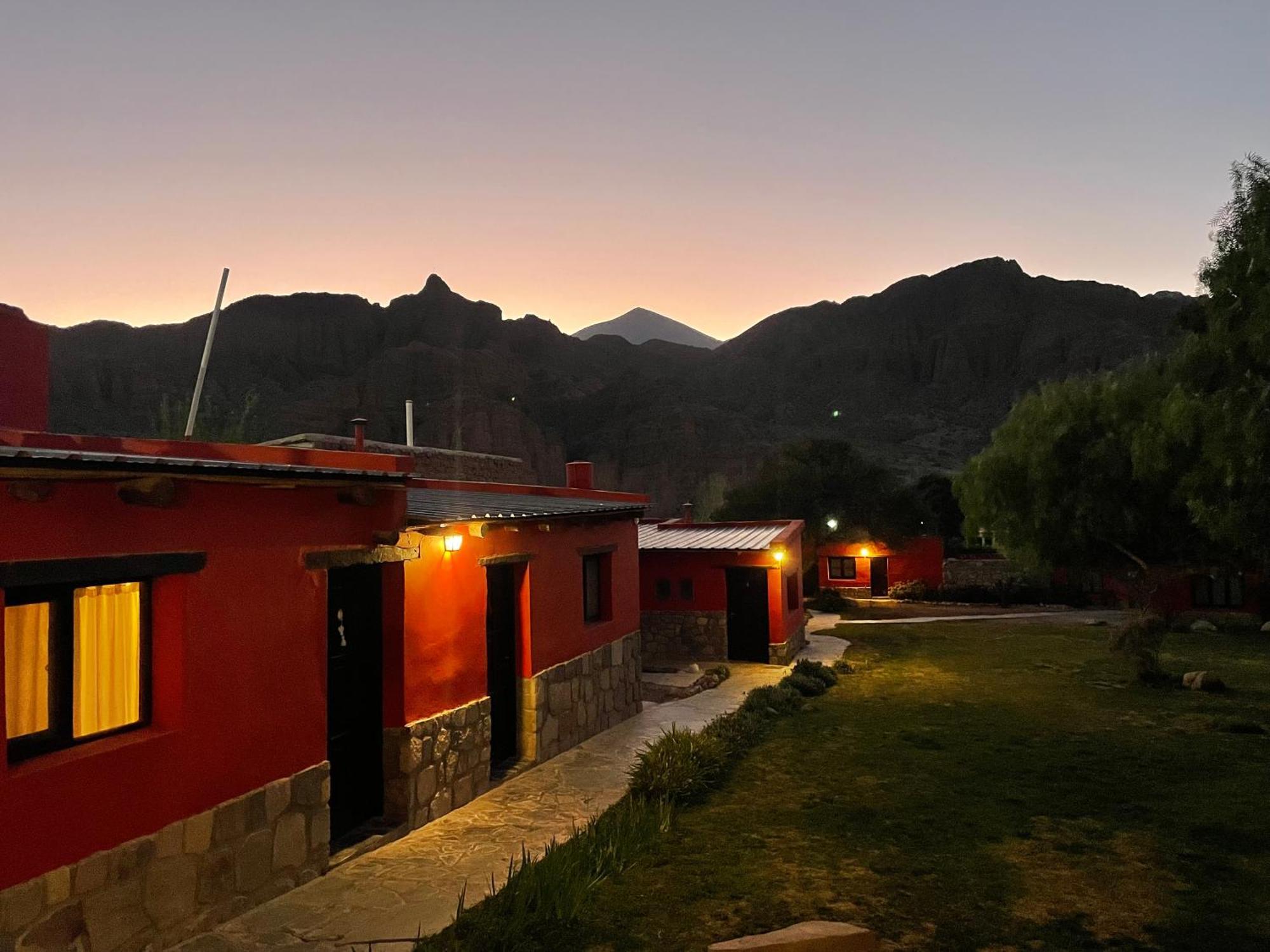 Posada Con Los Angeles Tilcara Exteriör bild